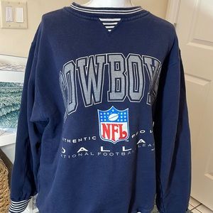 Vintage NFL Cowboys Crewneck!